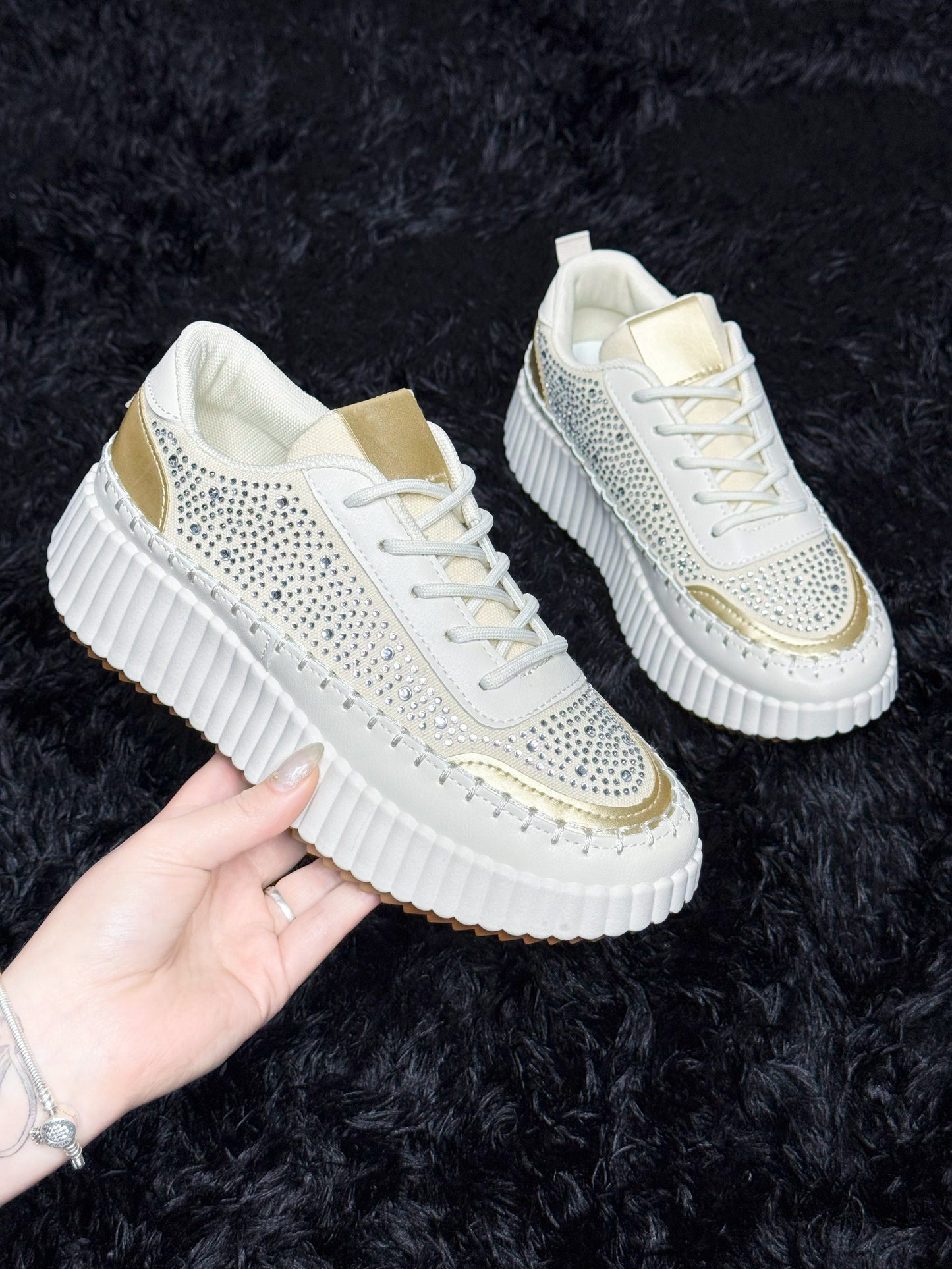 NUEVO CALZADO AQUA PARA MUJER