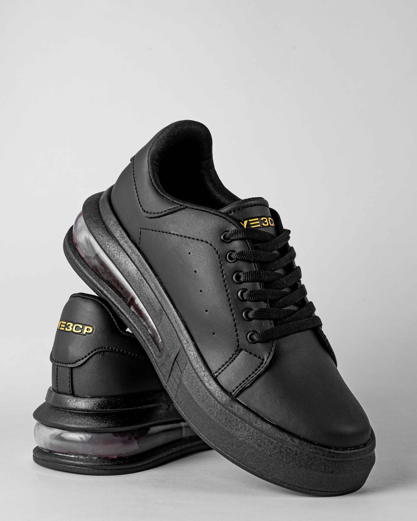 NUEVOS TENIS  MCQUEEN CABALLERO