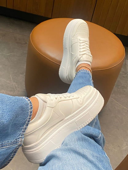 TENIS ROSALlA BLANCOS