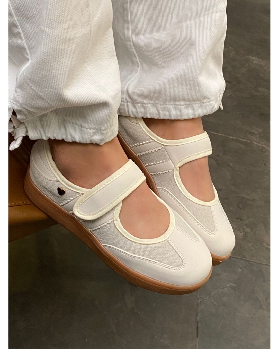 Gray helmet for bikers